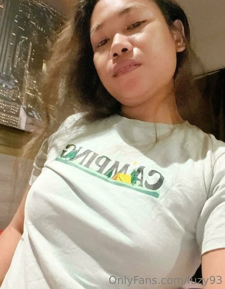 luzy93 OnlyFans öffentliche Fotos OnlyFans