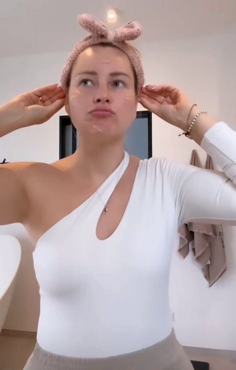 asiatische cheerleader-onlyfans XXX Professionell