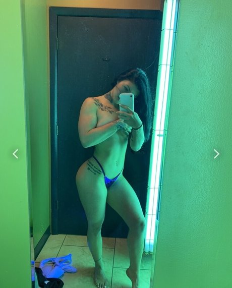 Skybabyyy 5 OnlyFans Model Fotos