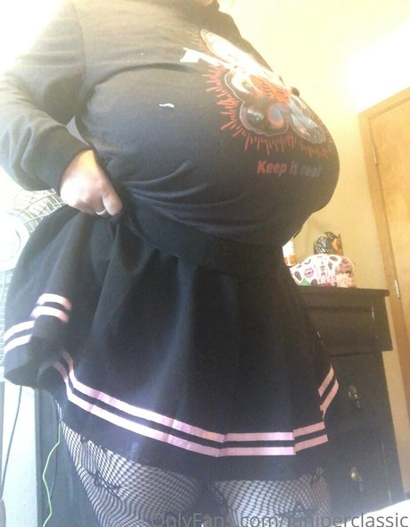 soft tittybogwitch OnlyFans