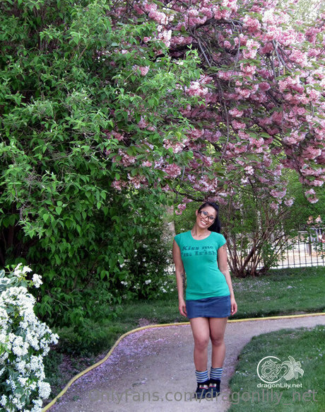 dragonlily net NurlyFans-Pornos