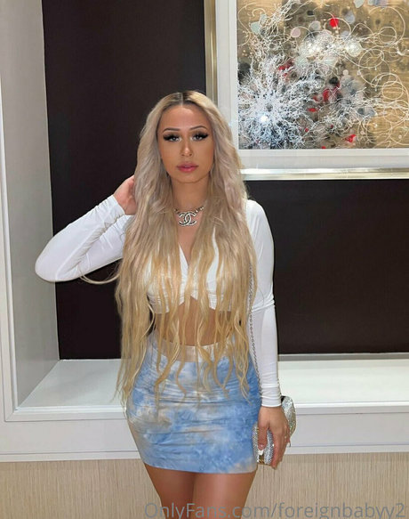 foreignbabyyy2 OnlyFans Sextape