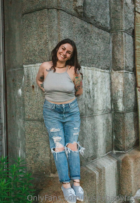 bushybabyfree Leaks von OnlyFans