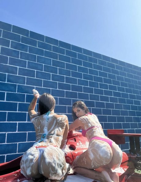 Leticia Silveiro OnlyFans Striptease