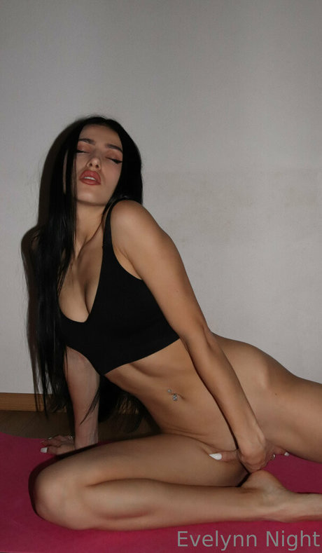 lewdevelynnof OnlyFans Pornografie