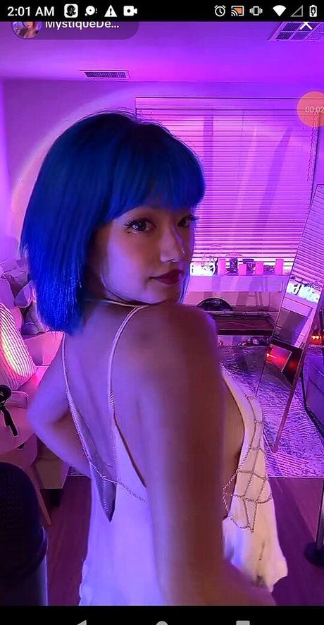 schwarze shemale-onlyfans Kunstakt Ungesehen