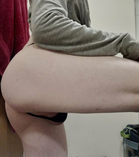 sfemboy97 OnlyFans Nacktbilder