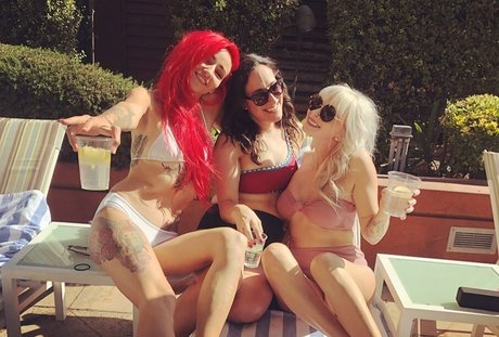 Lights Poxleitner OnlyFans-Model