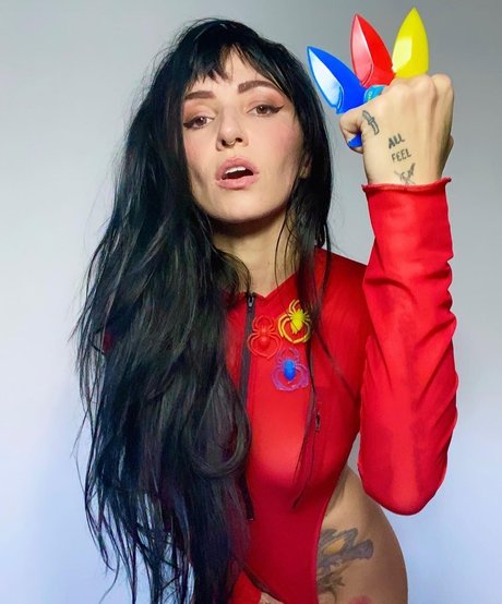 Lights Poxleitner OnlyFans geleakte Pornografie