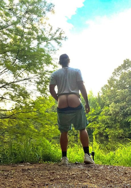 cmjames99 OnlyFans Sextape