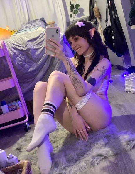 Haropones OnlyFans-Model