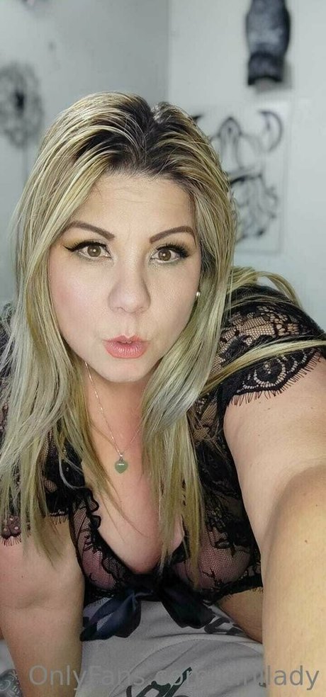 ninilady OnlyFans Brüste Bild