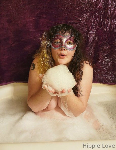 hippie love 95 OnlyFans-Bilder