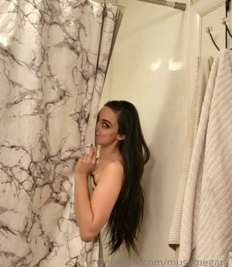 musemegara OnlyFans Nacktfotos