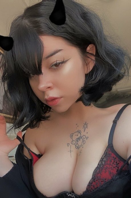 Violety fox Leaked OnlyFans Content