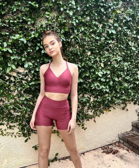 Brighton Sharbino OnlyFans-Pornos