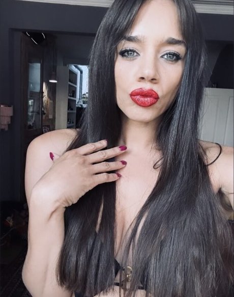 Hannah John Kamen Nacktbilder geleakt OnlyFans geleakt