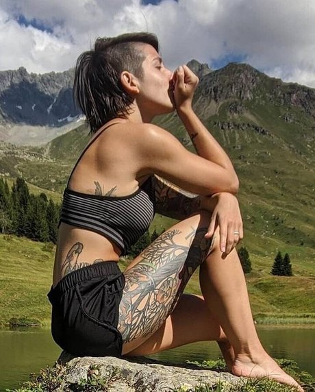 Soe Gschwind XXX Leak OnlyFans Leak