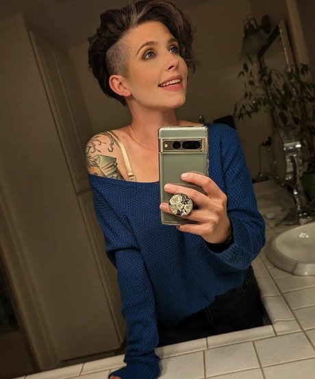 Soe Gschwind Sexy OnlyFans