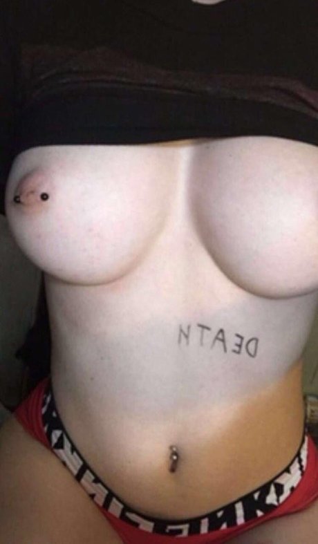 Radianttoilet NurlyFans-Pornoleaks