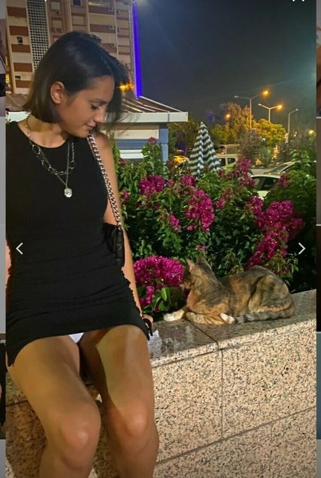 vikkkess OnlyFans Joi