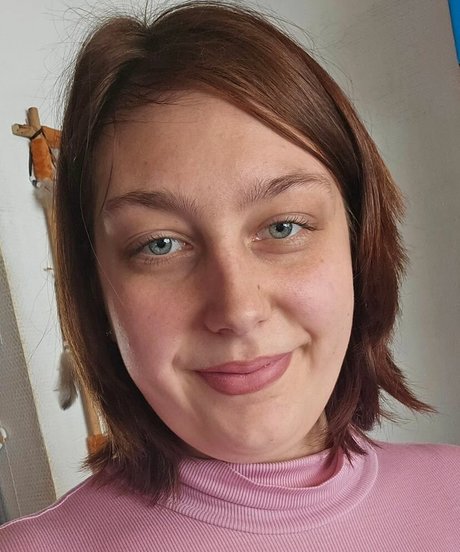 Bustyolive Nacktbilder von OnlyFans geleakt