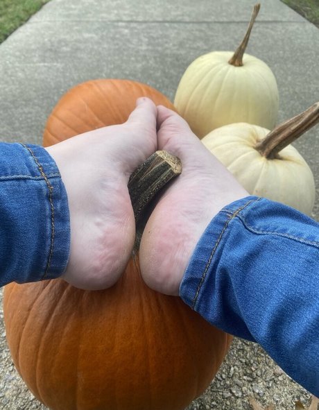 lovetori420 OnlyFans Sextape