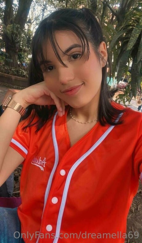 dreamella69 OnlyFans Bilder nackt