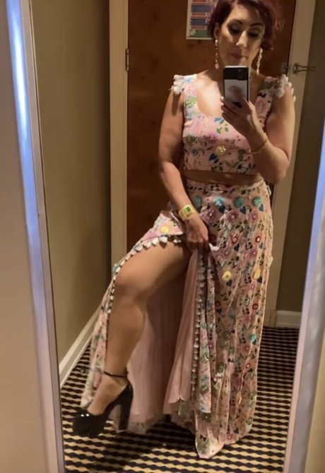 Saira Khan OnlyFans Nackt Leaks