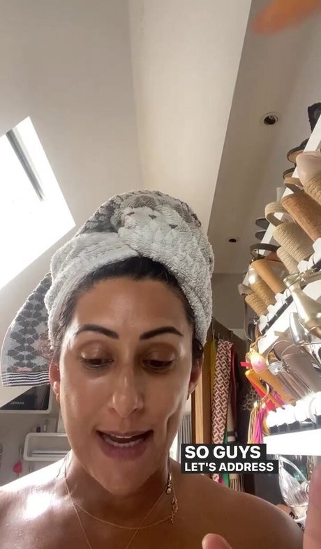 Saira Khan OnlyFans Beiträge