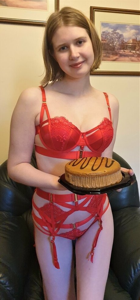 kinkykierra97 OnlyFans NSFW