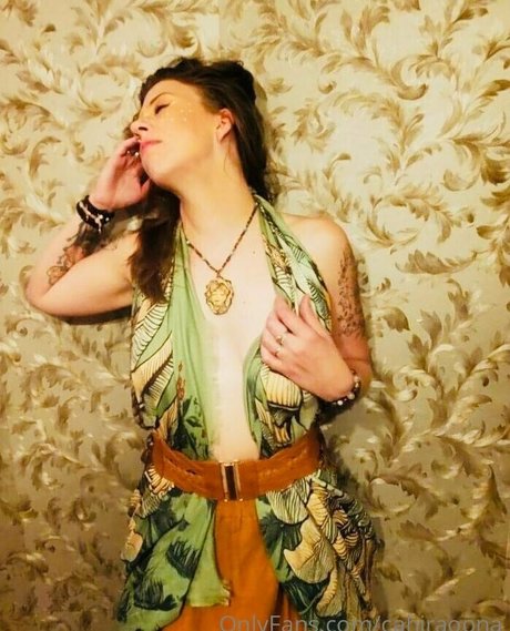 cahiraoona OnlyFans nackte Brüste