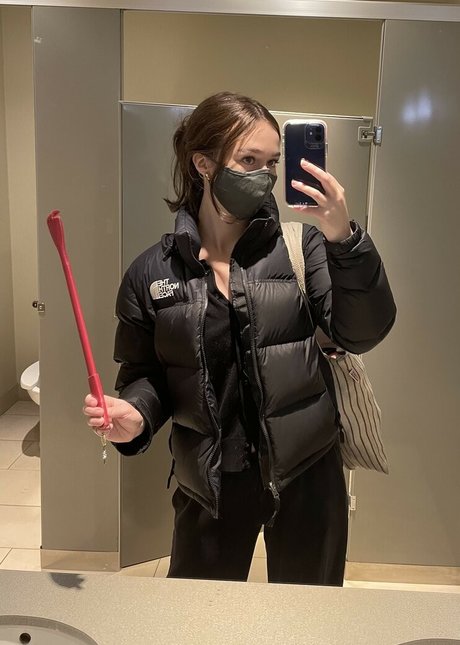 Holls8 Leaks von OnlyFans