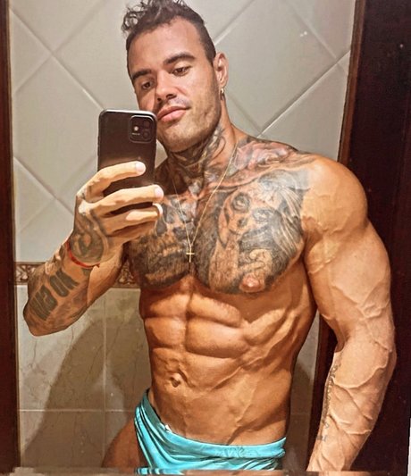 Muscleman21_ OnlyFans geleakte Bilder