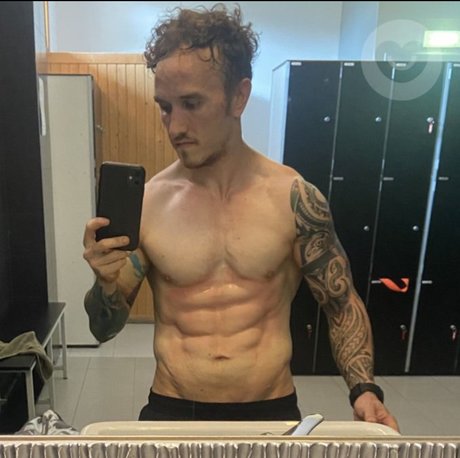 _Leviatan FREE_ OnlyFans Brüste Bild