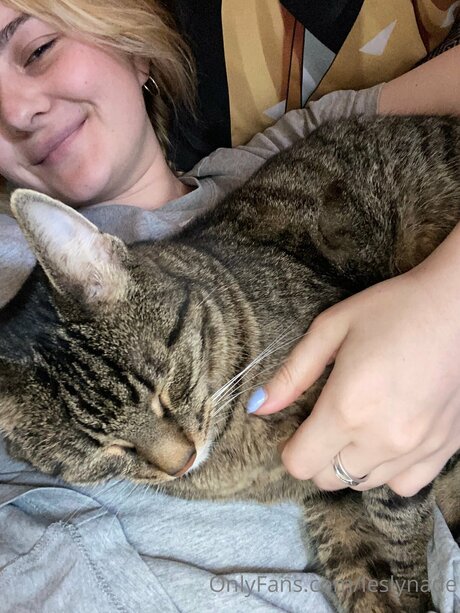 For you Lesly_ OnlyFans Brüste Bild