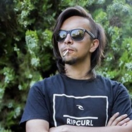 Le Russo Nacktbilder geleakt OnlyFans