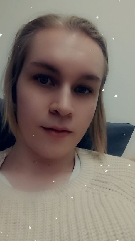 Leonora OnlyFans Inhaltstyp