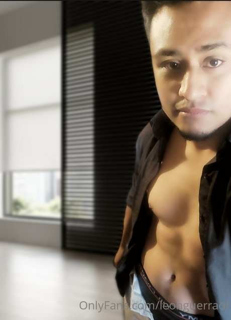 Leon Guerra OnlyFans-Leaks