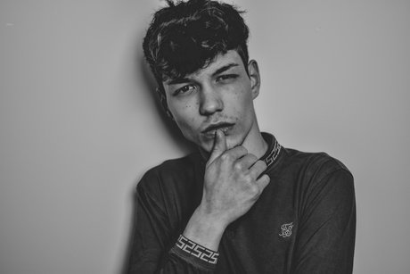 Leon Horvath Neue geleakte OnlyFans-Inhalte