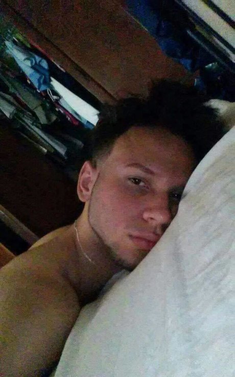 Legacy OnlyFans Nacktbilder