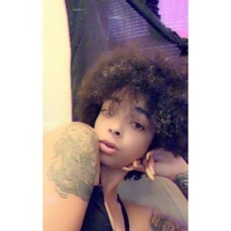 Royalty_ OnlyFans-Post