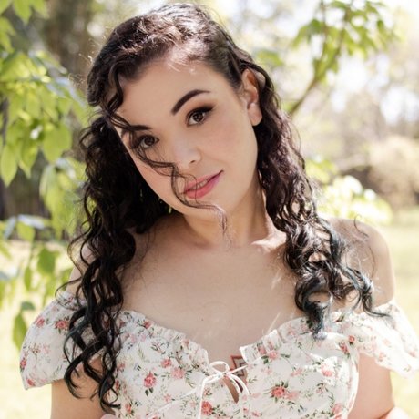 Lioncourt Freebies OnlyFans Striptease