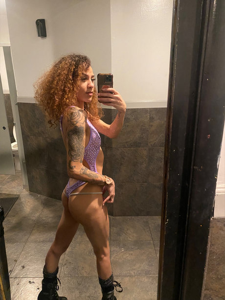 LilMisConfidence Strip OnlyFans