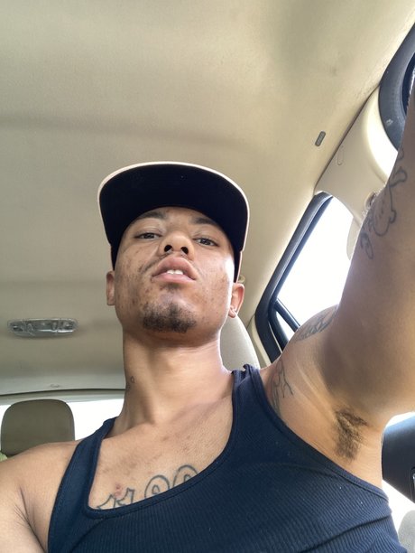 Joshua Faison Nackt auf OnlyFans Leak