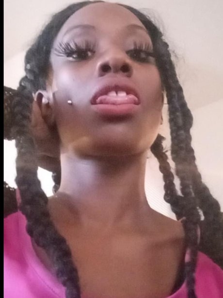 Lowkey Nacktbilder OnlyFans geleakt