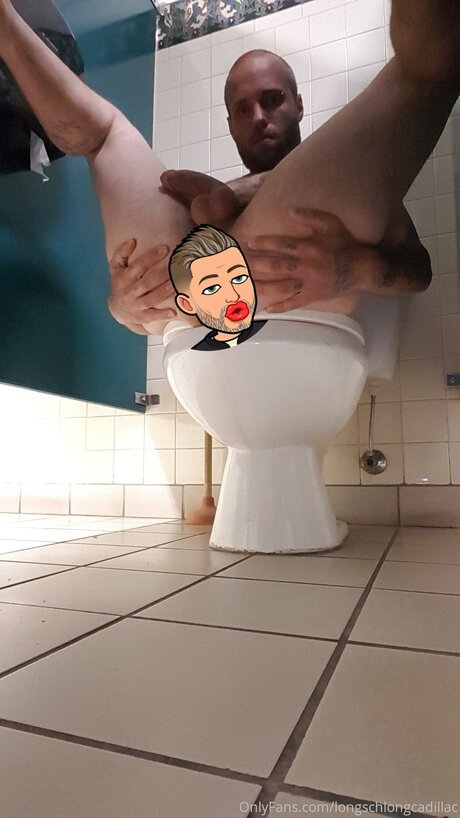 Cadillac OnlyFans Pornografie