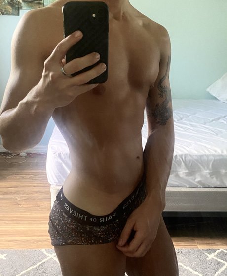Logan Harper OnlyFans Nacktbilder