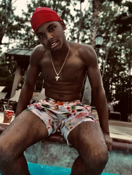 Macc Leaked OnlyFans Bilder