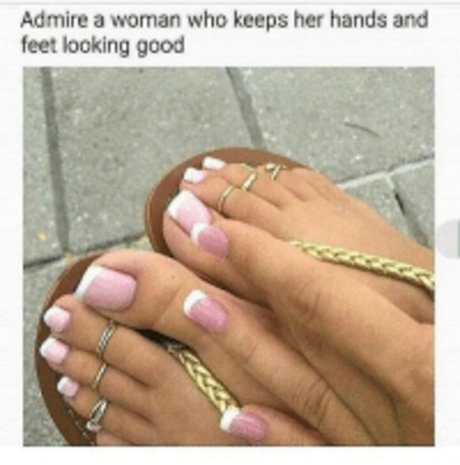 PRETTY FEET Nacktbilder OnlyFans